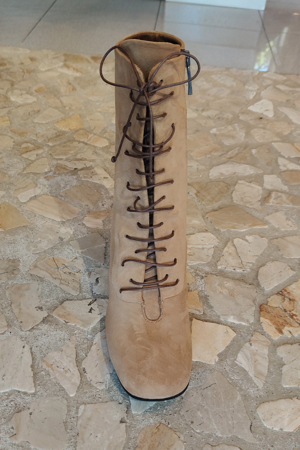 Stringato camoscio - Simona