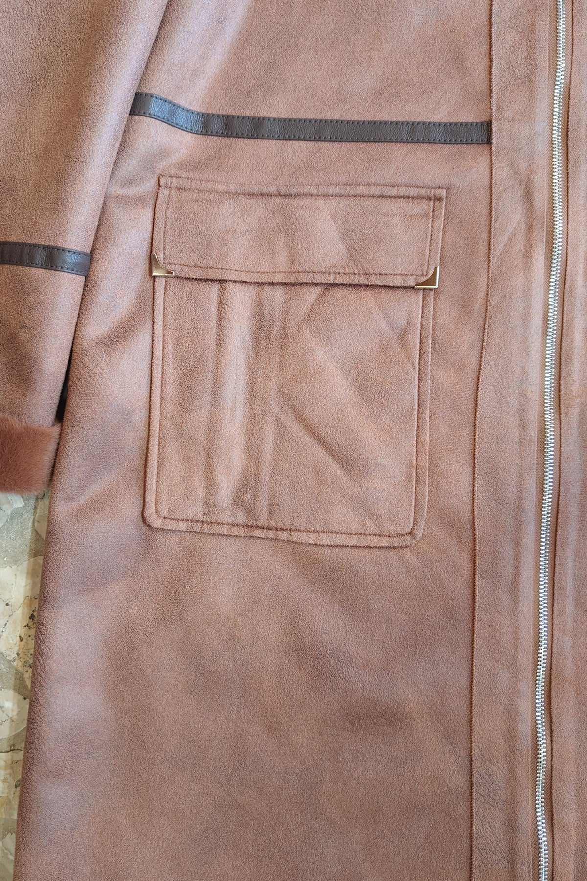 Cappotto reversibile in eco pelliccia
