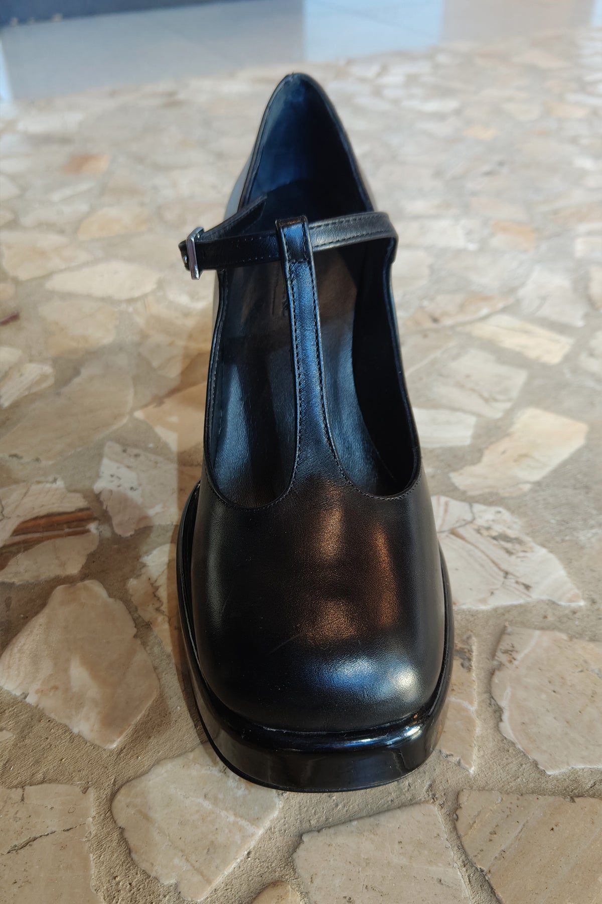 Décolleté plateau nappa nero e vernice - Oriana