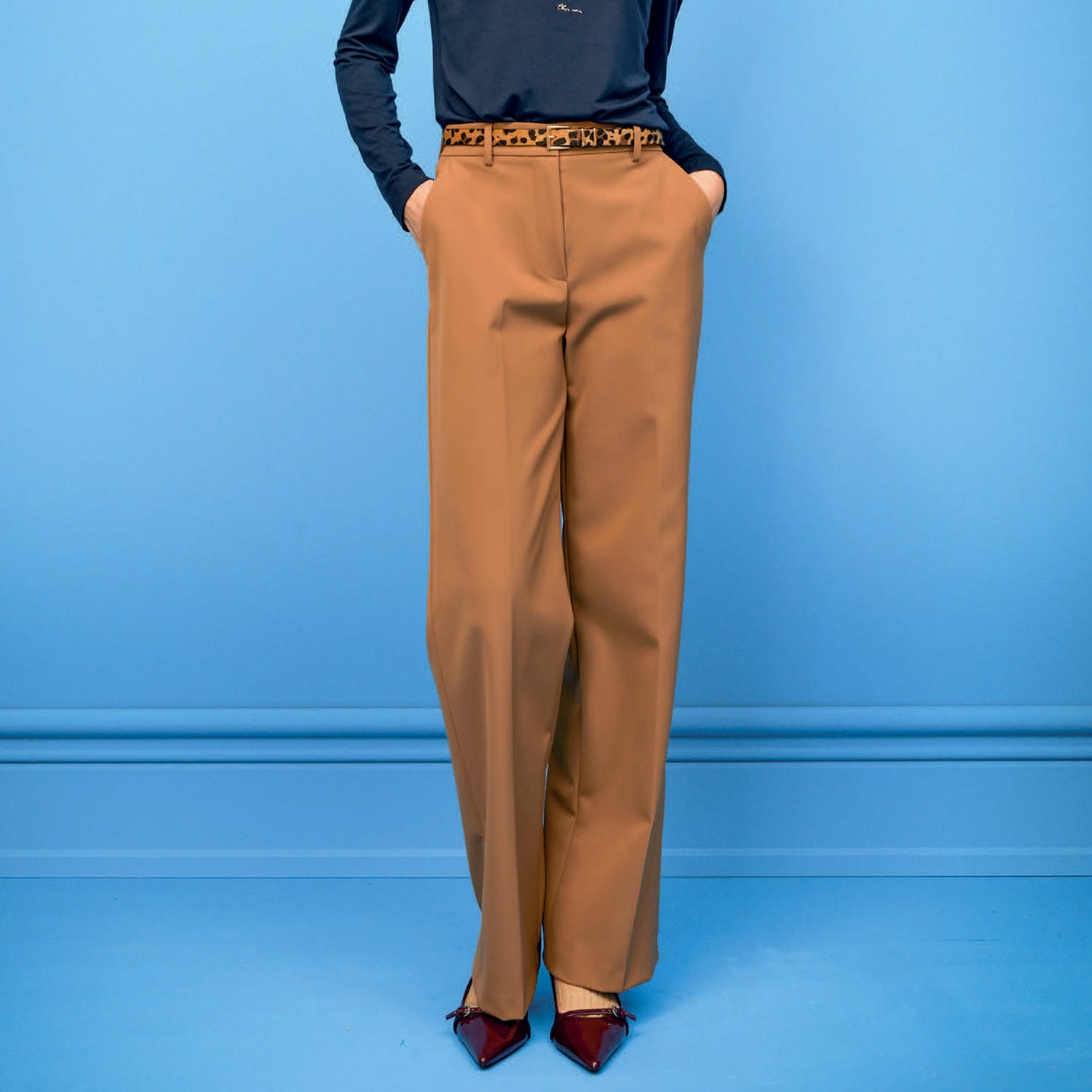 Pantaloni taglio classico