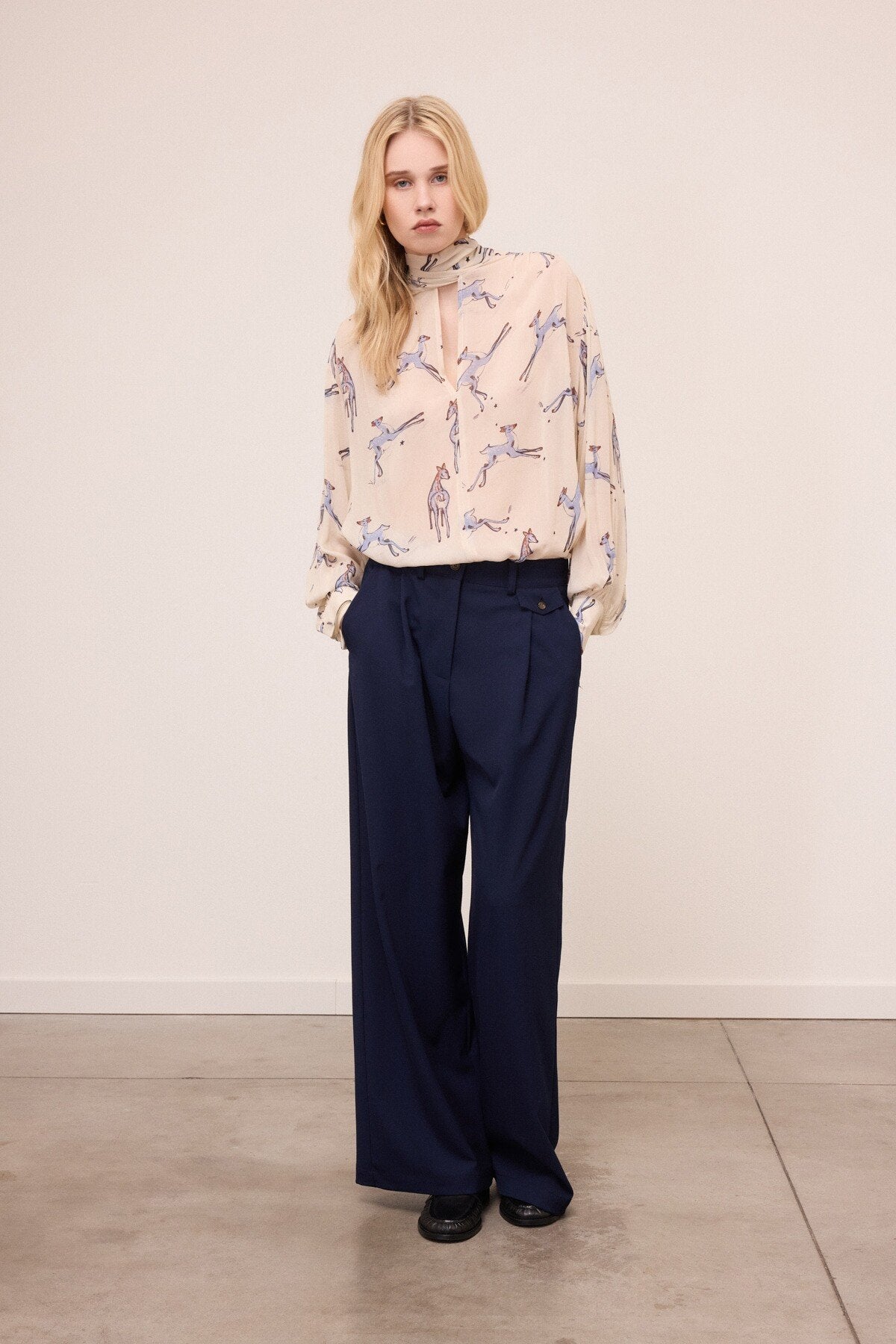 Camicia con fiocco
