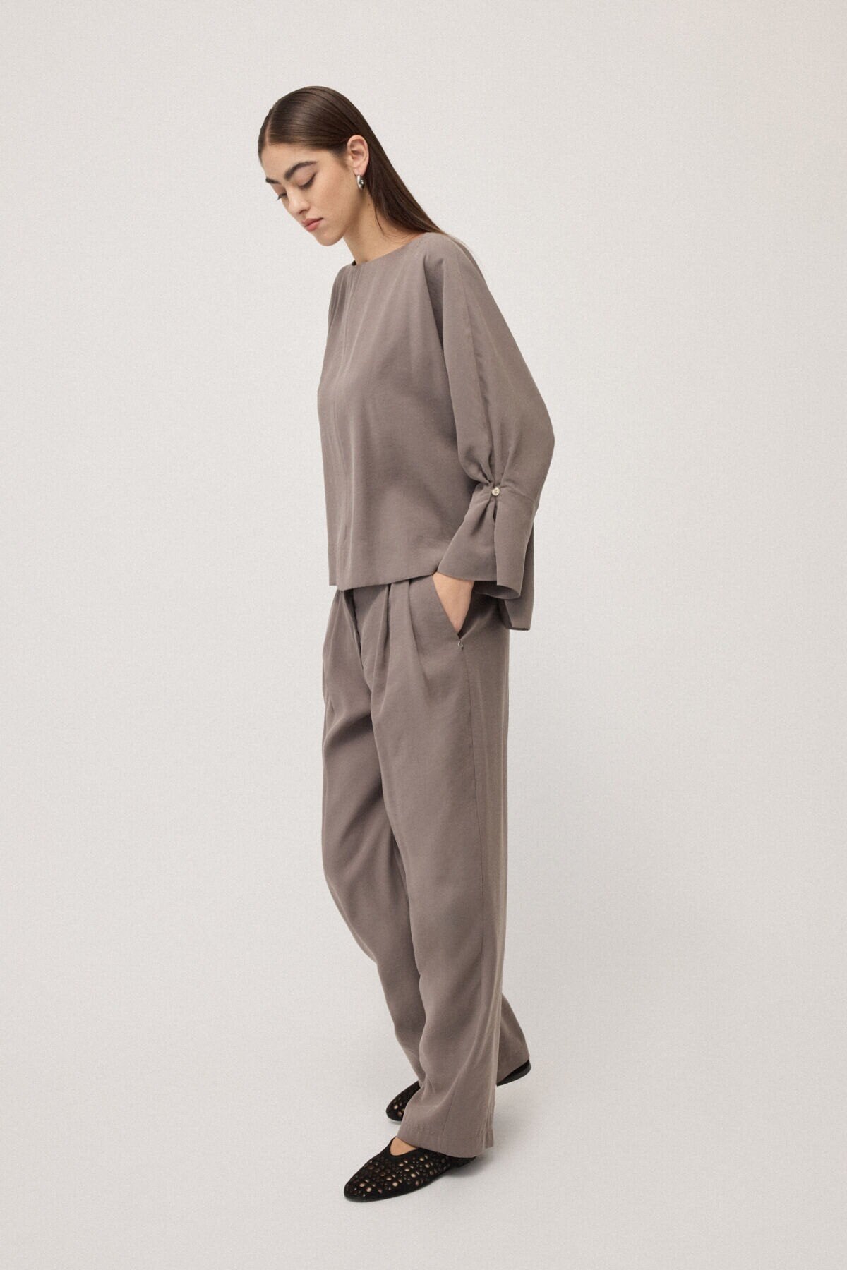 Pantaloni palazzo con pince