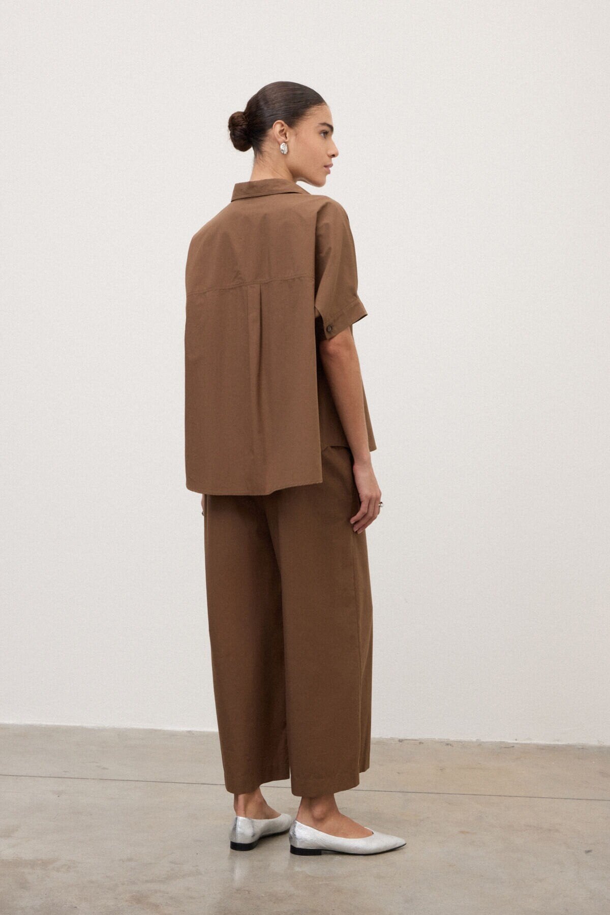 Pantaloni cropped in popeline