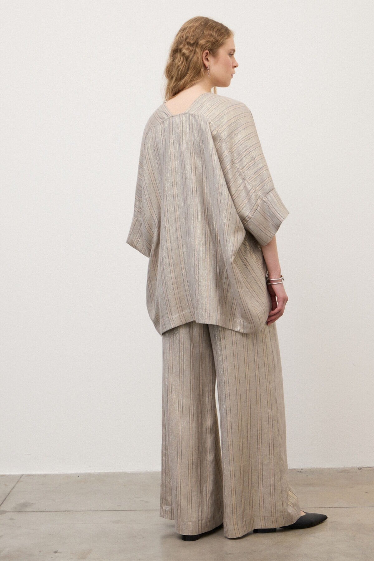 Kimono gessato in viscosa e lino
