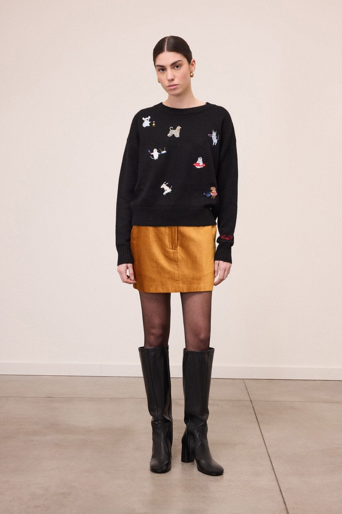 Maglia con ricami