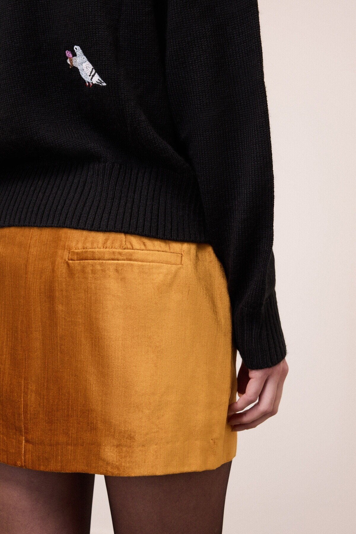 Maglia con ricami