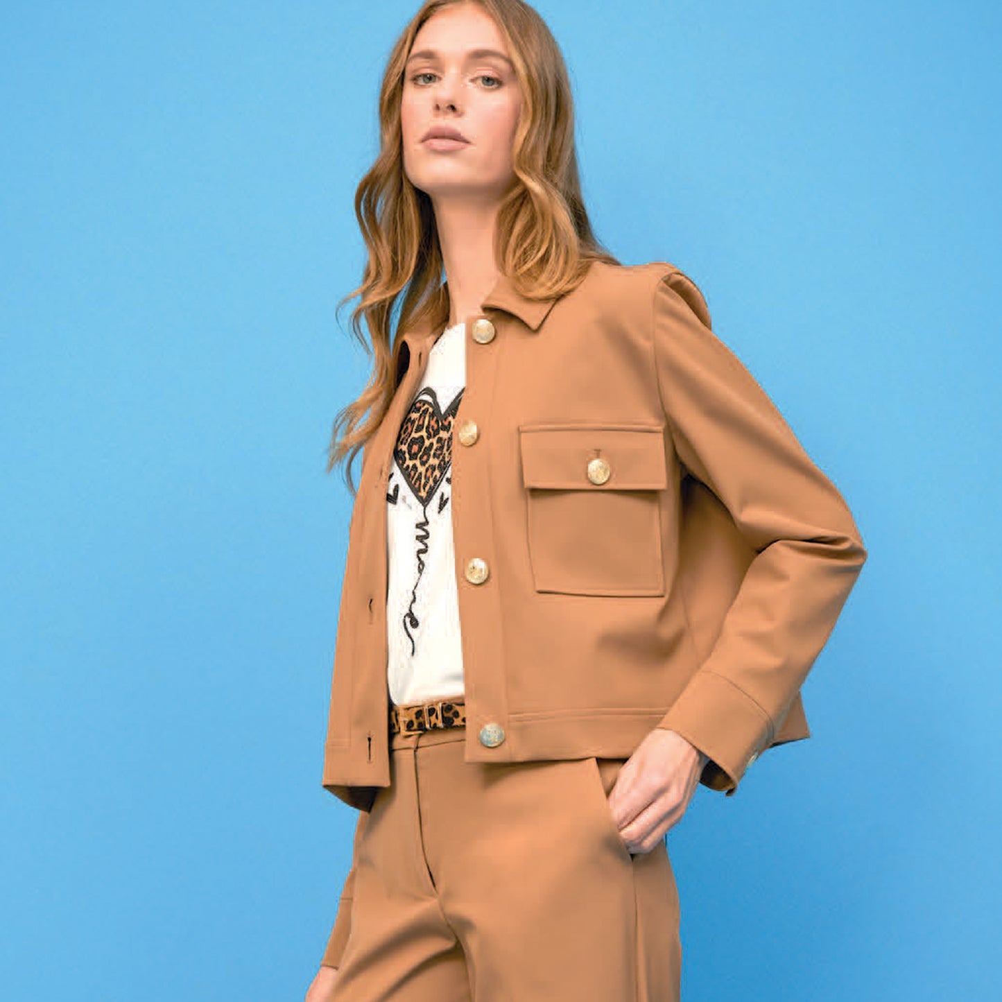 Giacca bottoni dorati